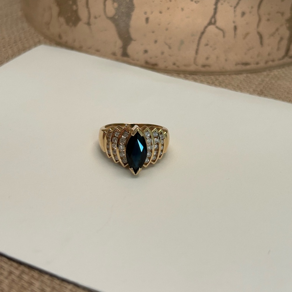 14K VINTAGE DIAMOND COCKTAIL RING - Picture 4 of 5